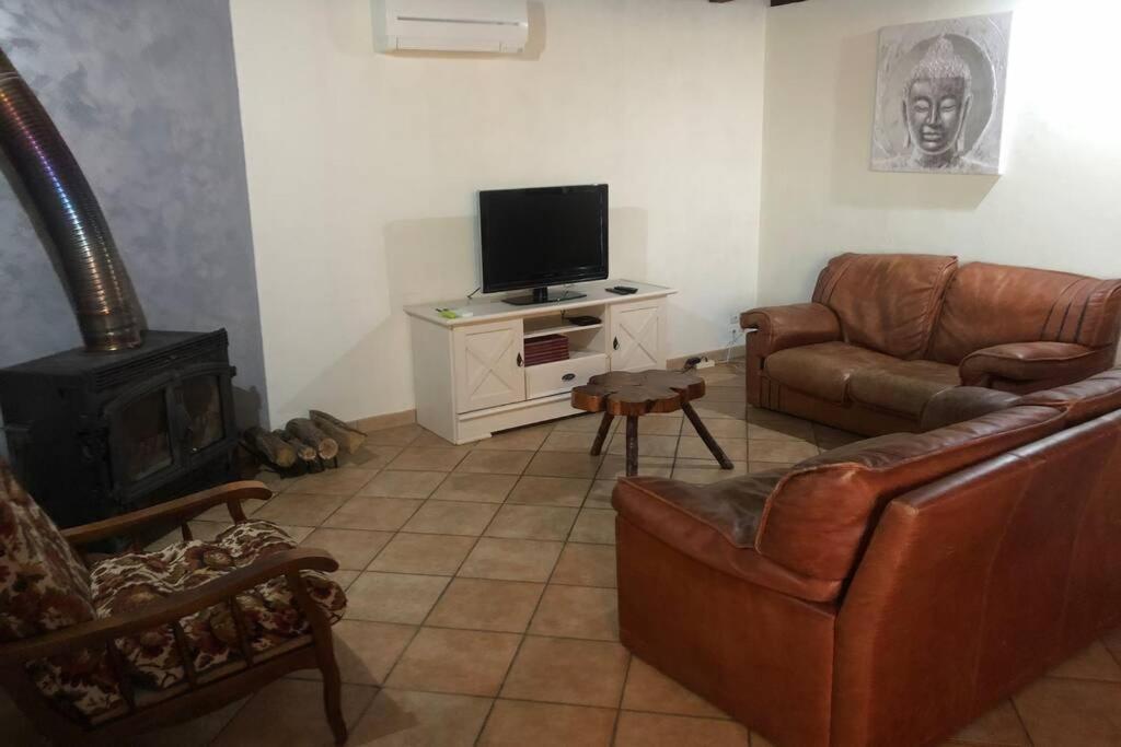 Gîte 14 personnes à la campagne Les Perards Extérieur photo